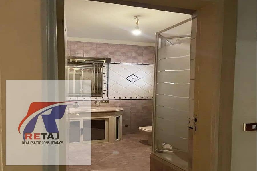 8 a1fe0bf4-440a-41d0-b4fa-bacc7b75f7ad. jpg