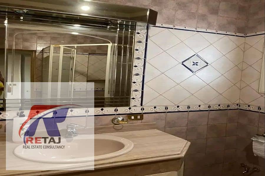 9 a29455b9-a113-42f4-a2da-6b546b408a9c. jpg