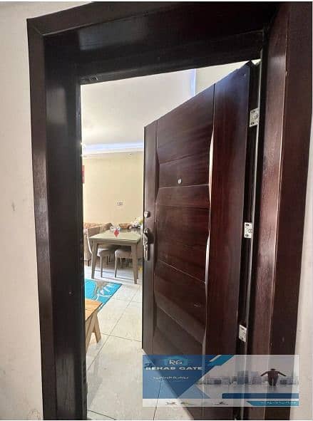 10 9f5ea610-f145-43f2-97fc-420b7326ed94. jpeg