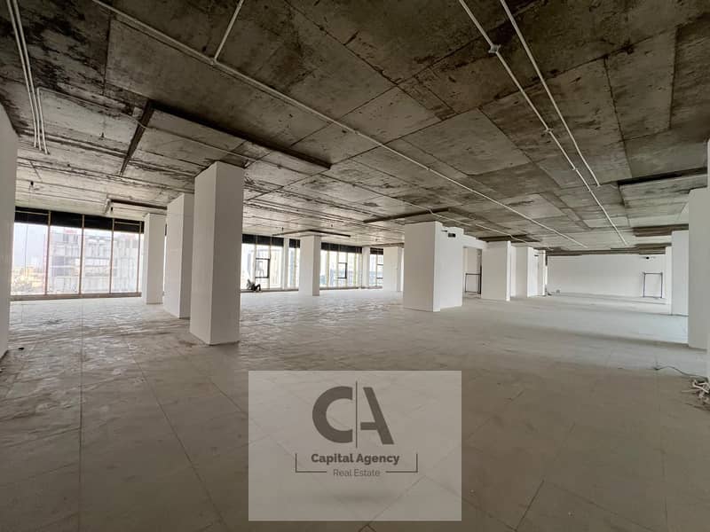 4 9abe4cd4-8e5c-4e89-bcf4-071c40d7e4cb. jpg