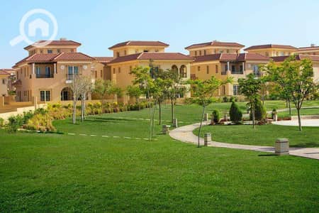 5 Bedroom Townhouse for Sale in New Cairo, Cairo - _ (2). jpg