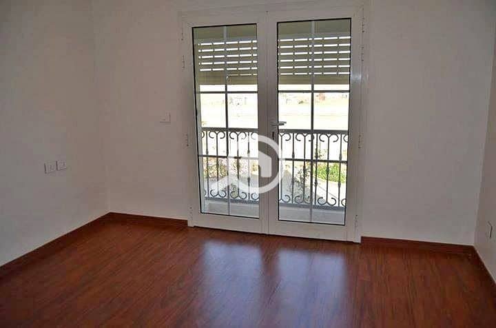 2 0cd7ac63-5881-4138-a7bc-e35e735c8fcb. jpg