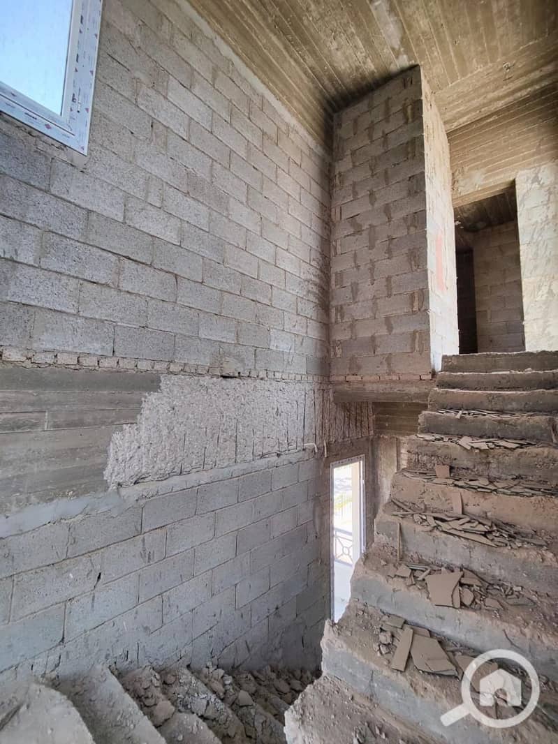 4 WhatsApp Image 2025-12-17 at 7.15. 53 PM. jpeg