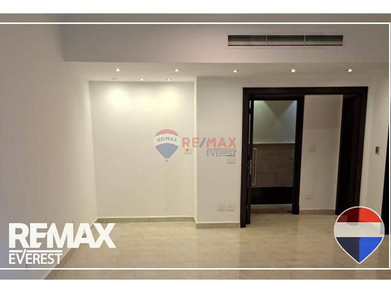 5 d5de381e-f271-4421-822b-4eb17238135e. jpg