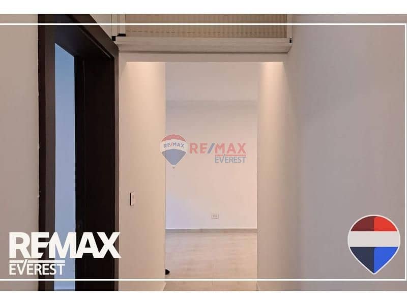 7 e5c8a4fe-96e9-4f0f-9508-523b29940665. jpg