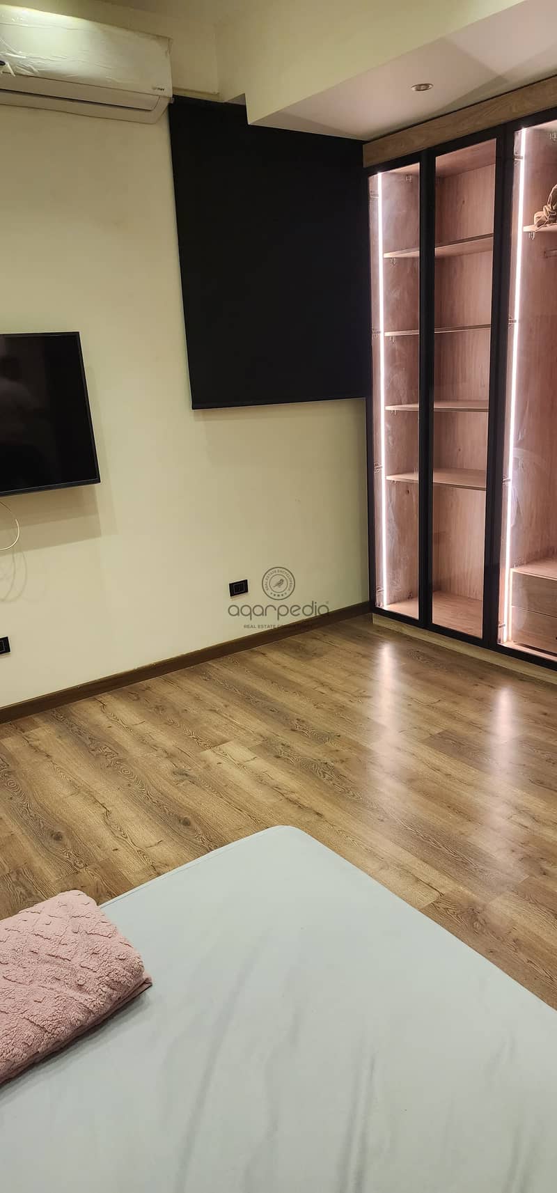 4 WhatsApp Image 2025-12-18 at 3.57. 19 PM. jpeg