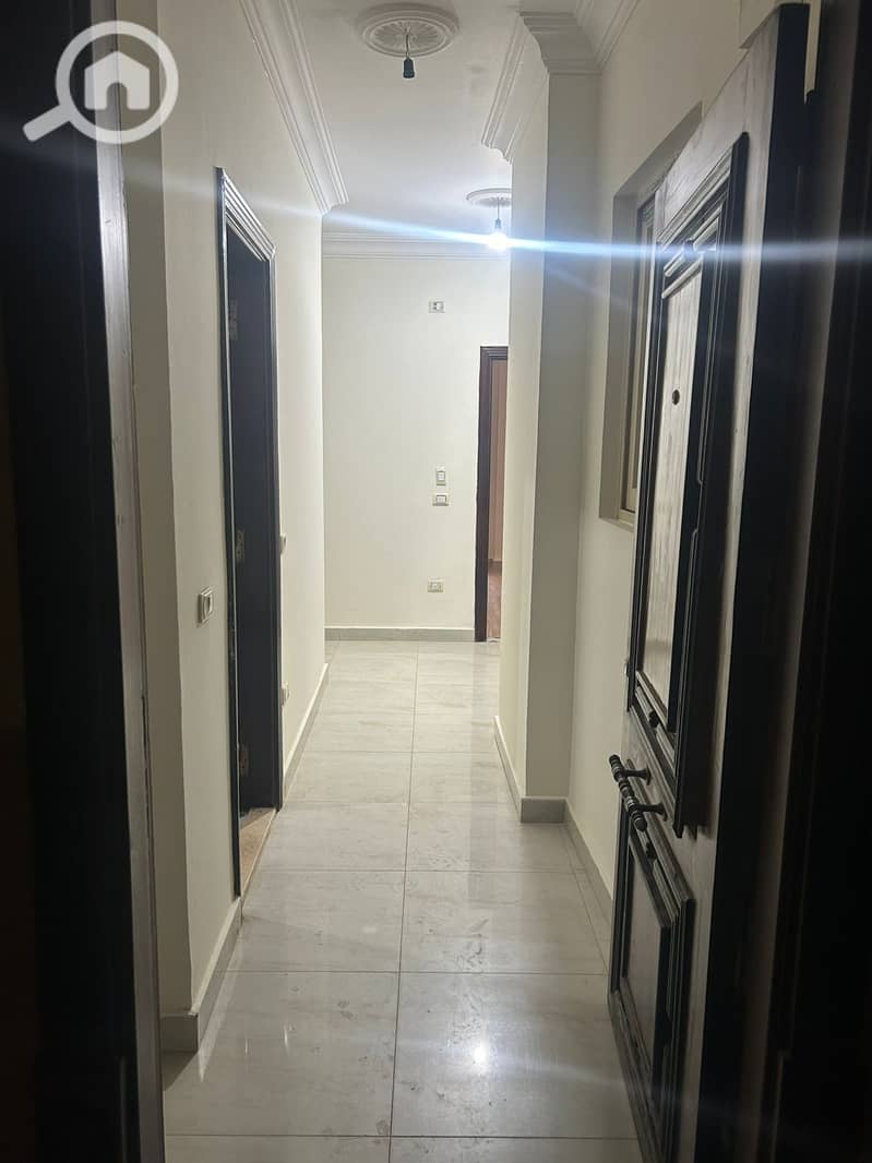 4 WhatsApp Image 2025-12-18 at 17.22. 34 (1). jpeg