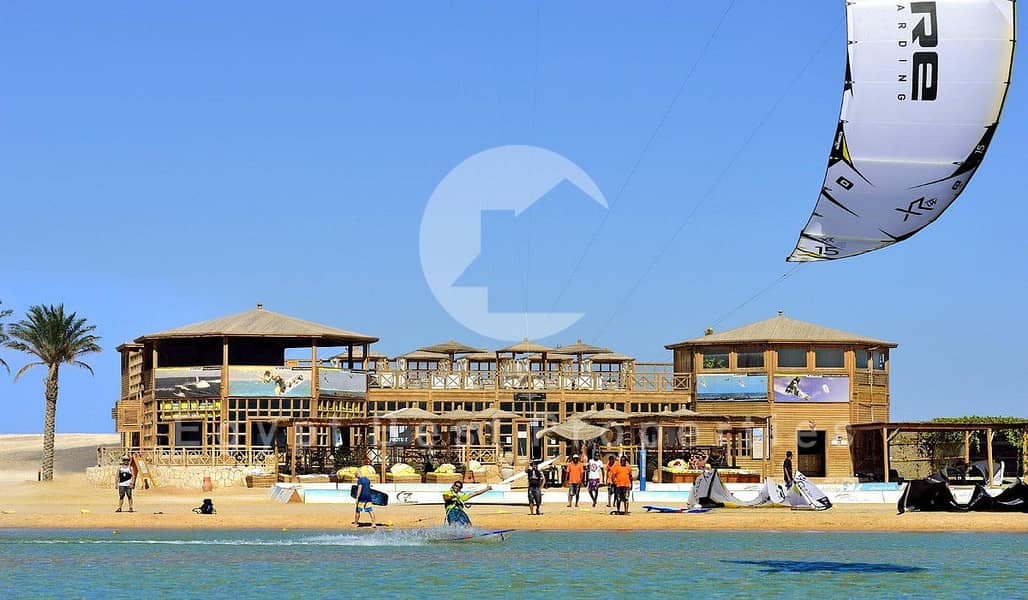 7 7bft-kitehouse-soma-bay. jpg