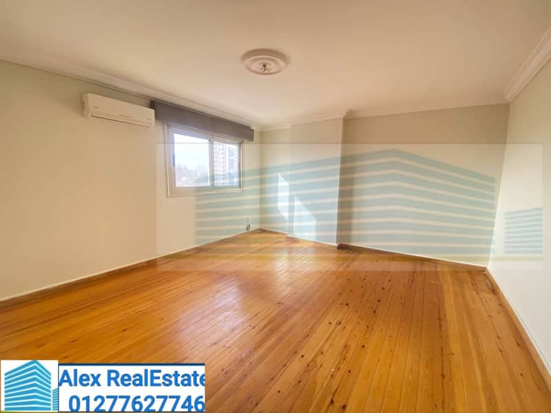 6 WhatsApp Image 2025-12-18 at 5.31. 59 PM (2). jpeg