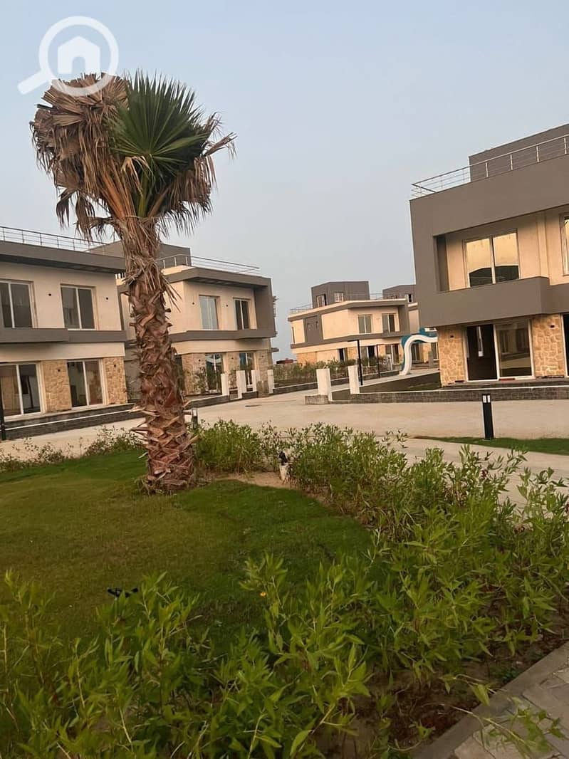 4 WhatsApp Image 2025-12-18 at 5.36. 14 PM (1). jpeg