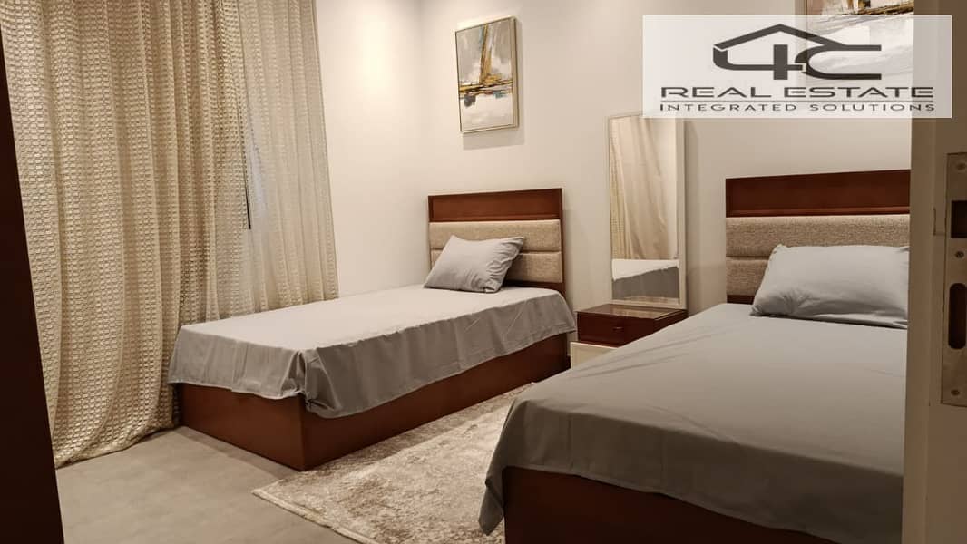 4 WhatsApp Image 2025-12-18 at 14.50. 33 (2). jpeg