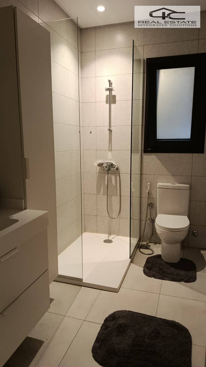 8 WhatsApp Image 2025-12-18 at 14.50. 34. jpeg