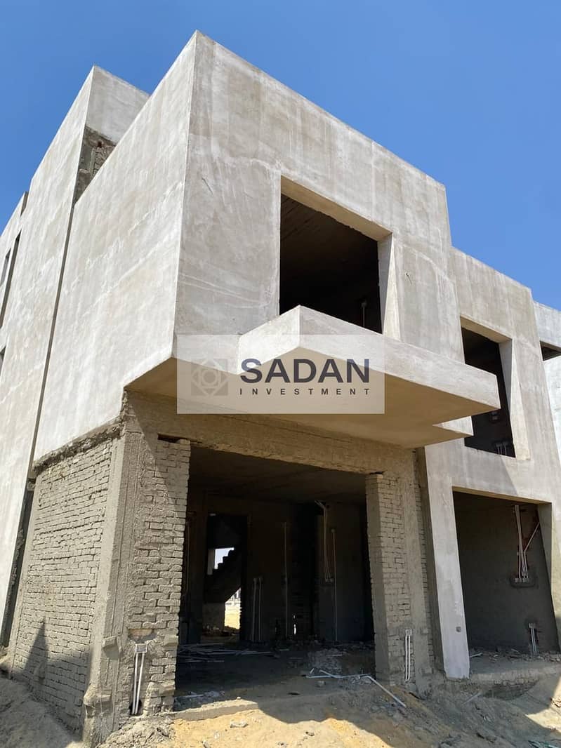 4 9379515d-9f4e-4140-9bee-7c9d185b4eeb. jpeg