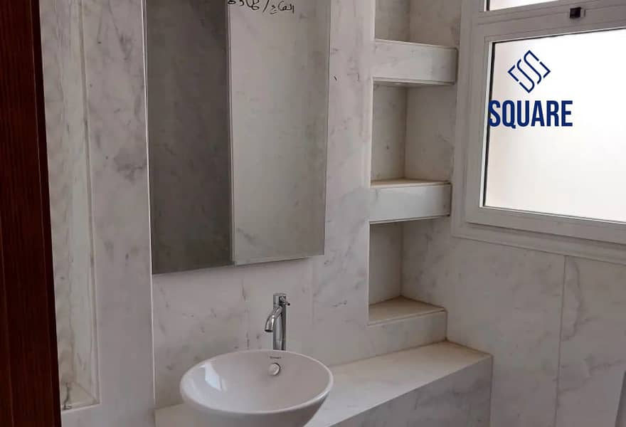 12 7364767-b3dffo. jpg