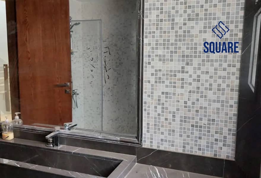 13 7364767-bb492o. jpg