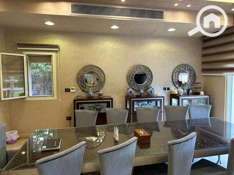 7 a962838a-baab-4001-8a1d-def202e8d95a. jpg