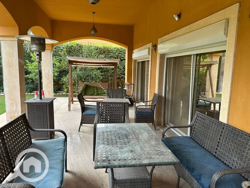 8 cc19f737-3211-403c-9d87-a2d4bad08644. jpg