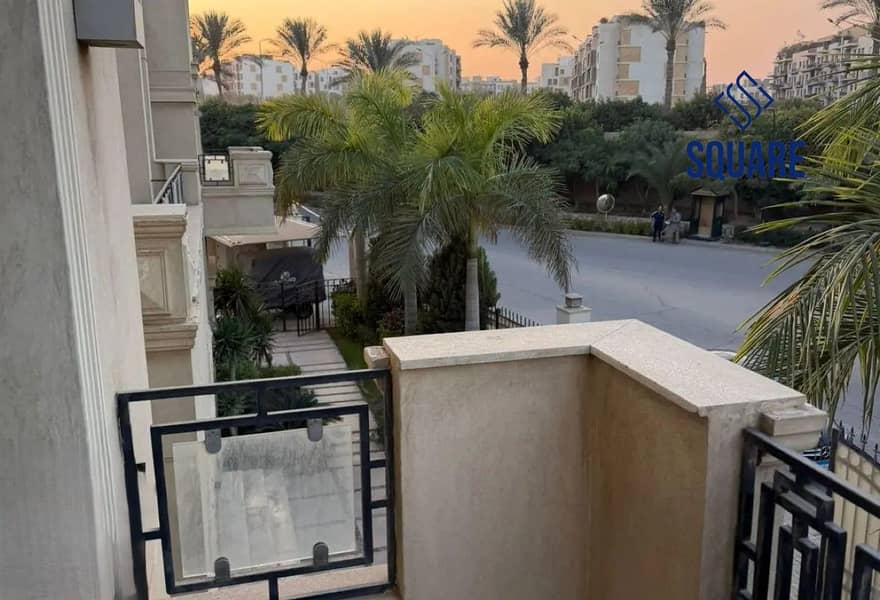 8 8416009-d49c8o. jpg