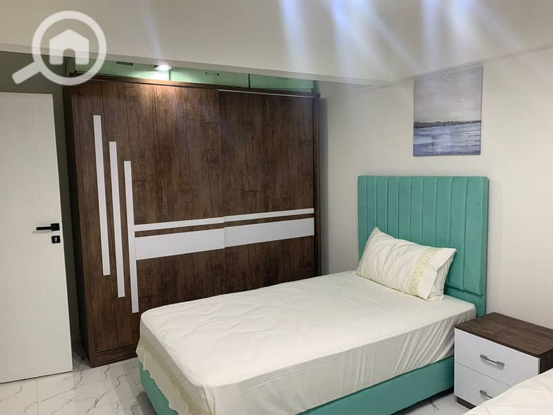 6 WhatsApp Image 2025-09-18 at 10.56. 32 PM (5). jpeg