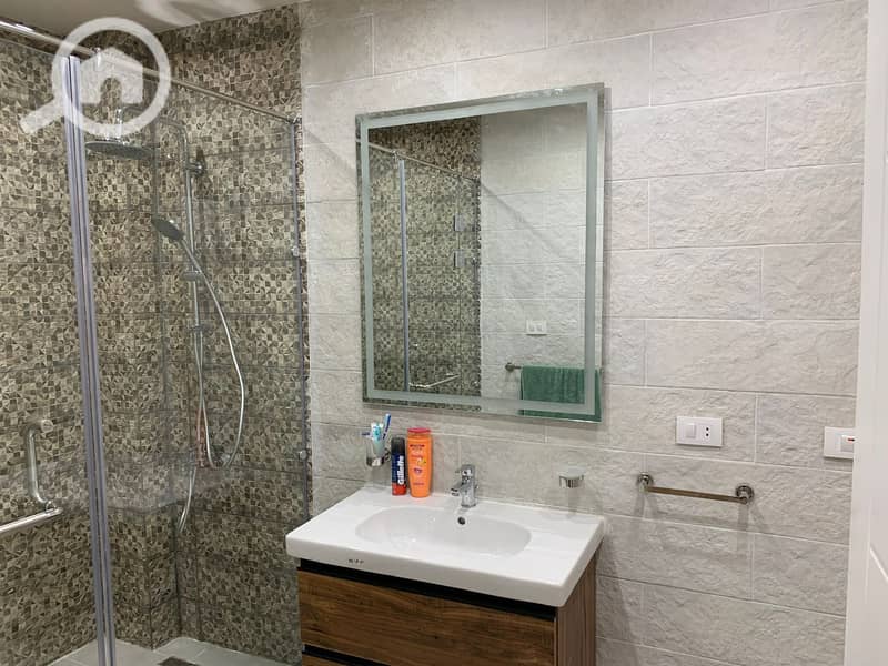 9 WhatsApp Image 2025-09-18 at 10.56. 32 PM (4). jpeg