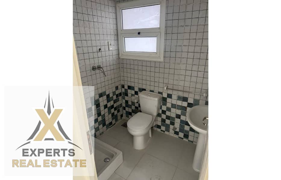 10 WhatsApp Image 2025-09-15 at 4.42. 19 PM (1). jpg