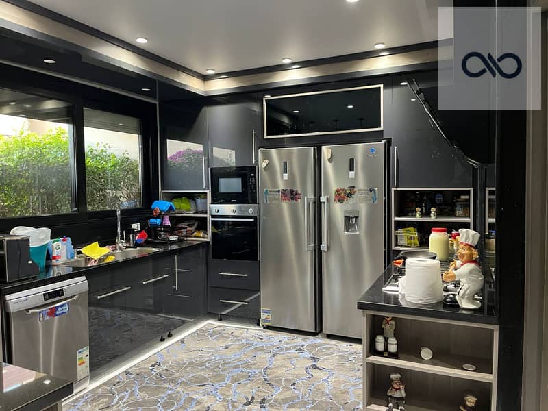 2 WhatsApp Image 2025-12-10 at 12.11. 08 (1). jpeg