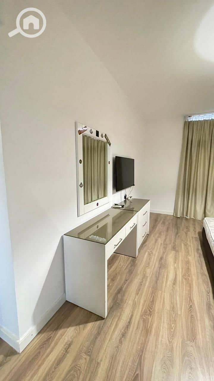 5 WhatsApp Image 2025-12-16 at 7.32. 17 PM (2). jpeg