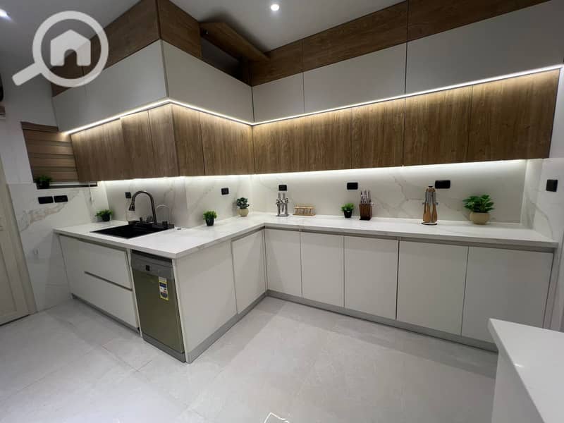 7 6a218ca5-fe8d-45ed-9214-ad0be0766463. jpeg