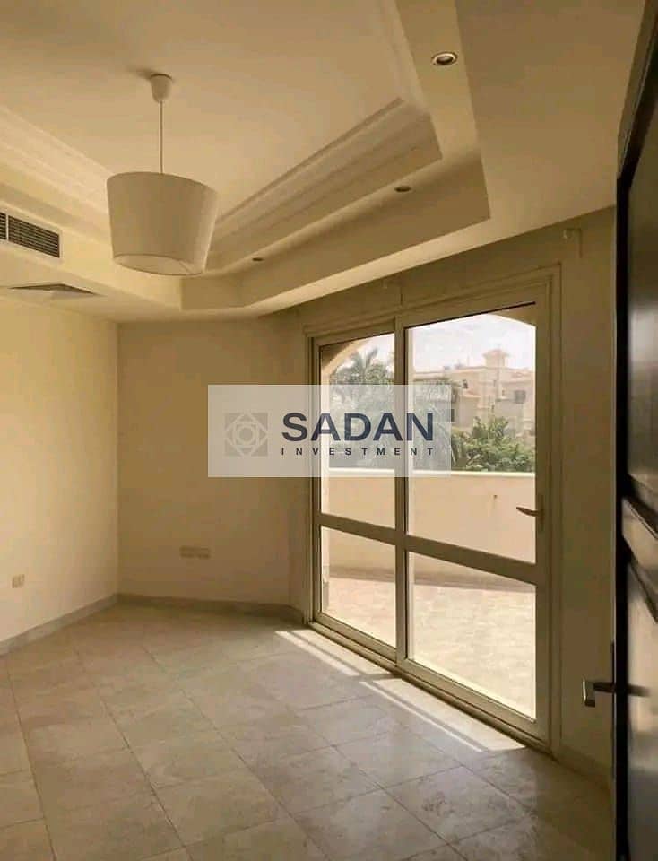 2 e571ff83-7015-44ee-9d49-43a220f42fd1. jpeg