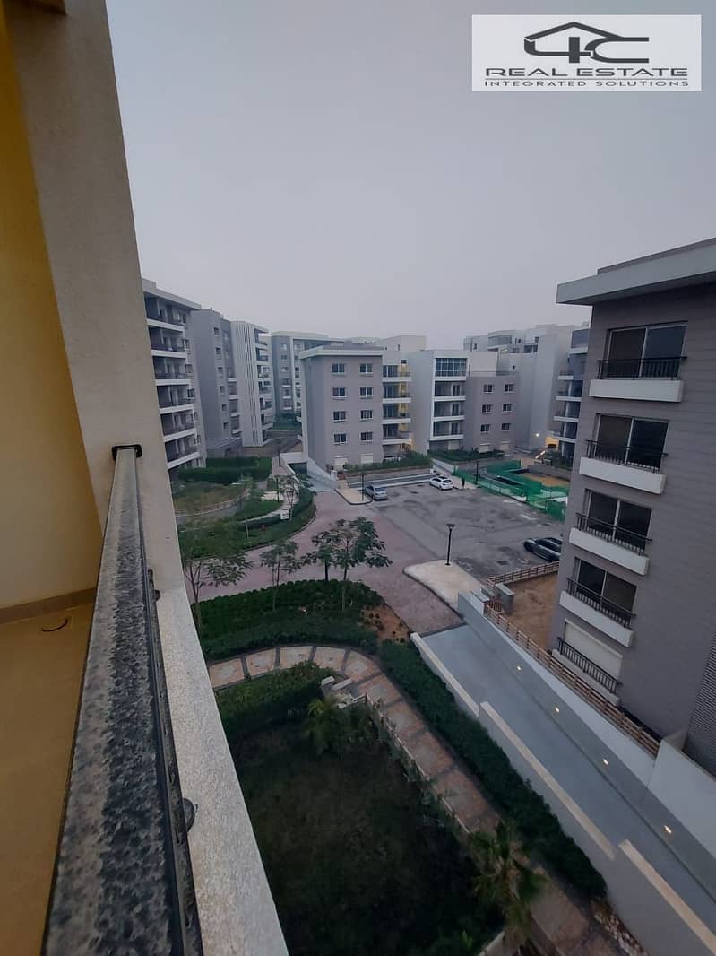 2 WhatsApp Image 2025-12-18 at 00.51. 17 (1). jpeg