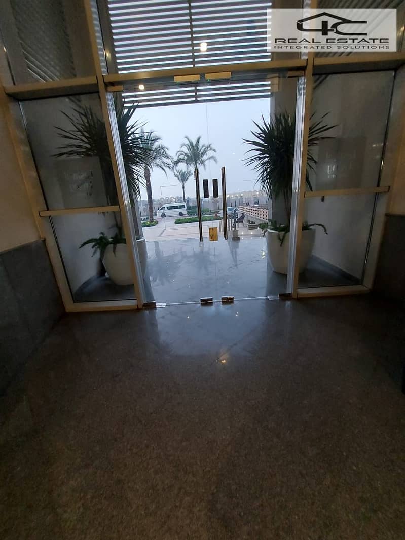 4 WhatsApp Image 2025-12-18 at 00.51. 16. jpeg