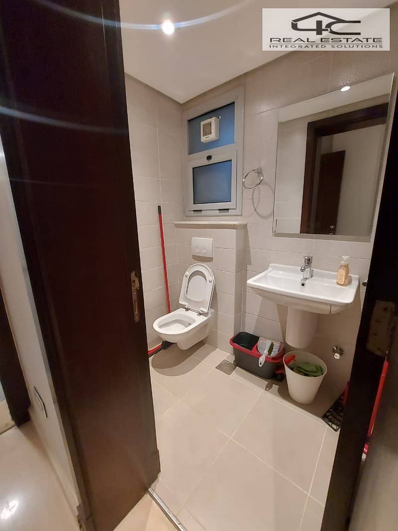 14 WhatsApp Image 2025-12-18 at 00.51. 24 (1). jpeg