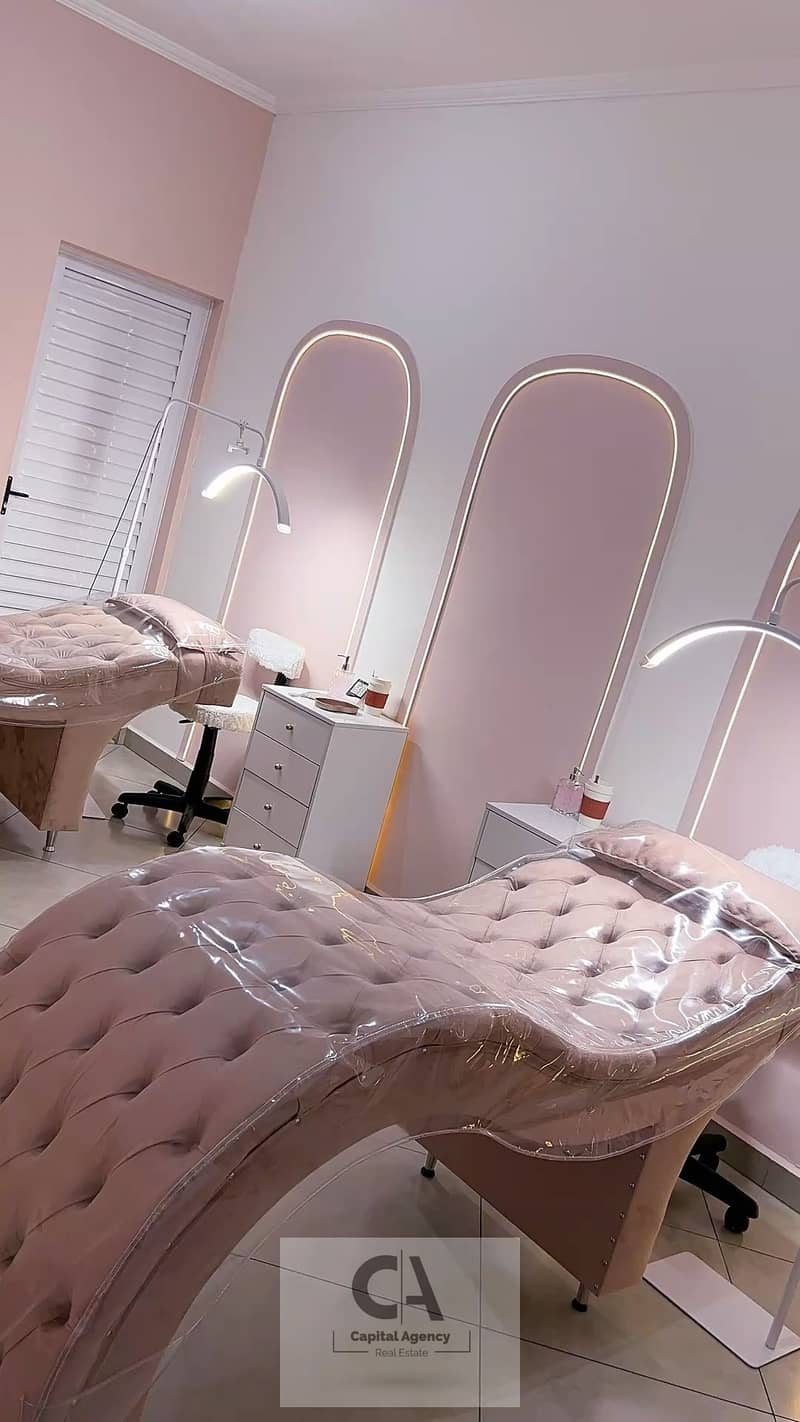 5 5cf8a1bd-9fd4-4e6e-95eb-383a9d5cf6d7. jpg