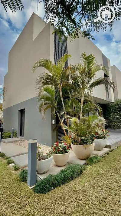 تاون هاوس 3 غرف نوم للبيع في القاهرة الجديدة، القاهرة - WhatsApp Image 2025-12-18 at 5.45. 41 PM. jpeg