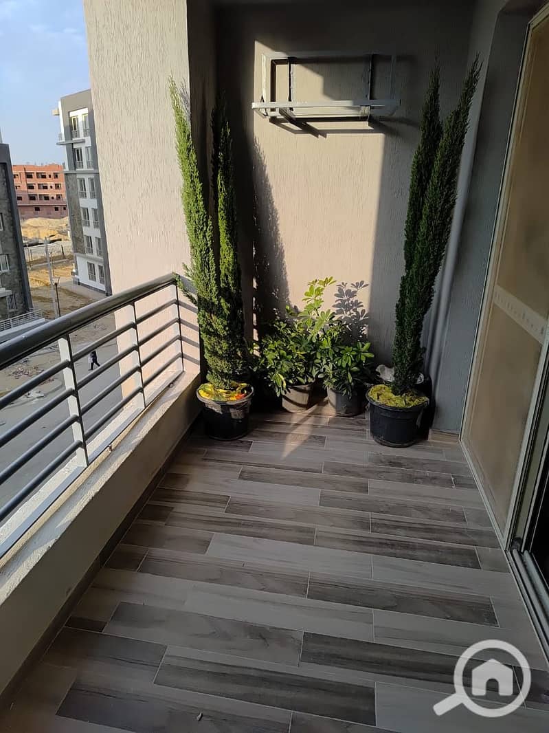 6 WhatsApp Image 2025-12-04 at 2.53. 23 PM (1). jpeg