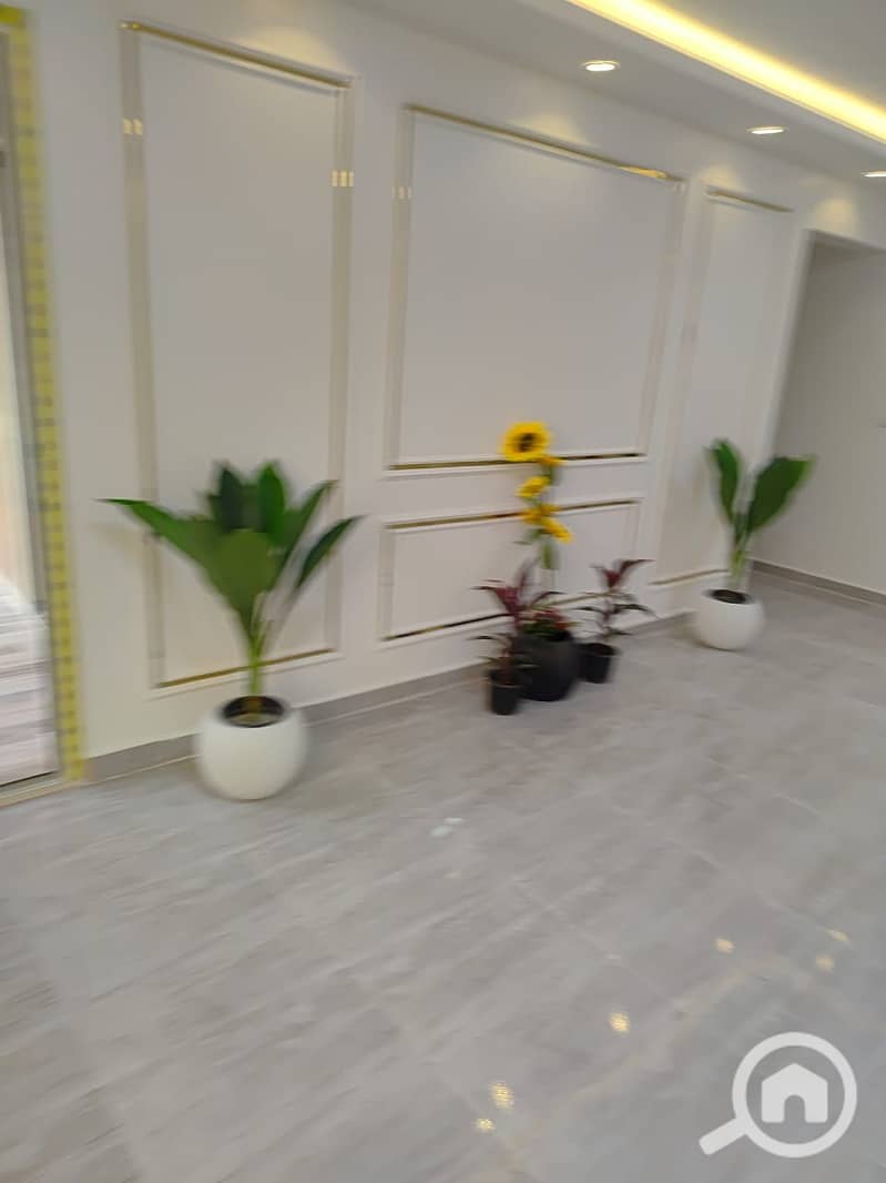 12 WhatsApp Image 2025-12-04 at 2.53. 24 PM (1). jpeg