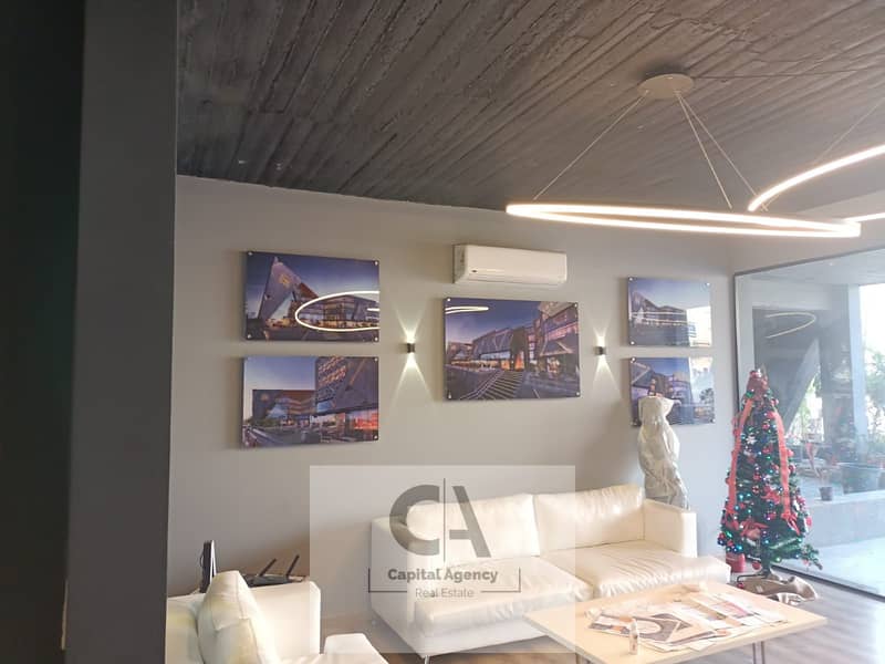 2 a37c63ab-e649-43ef-85a4-0c453b859ed3. jpg