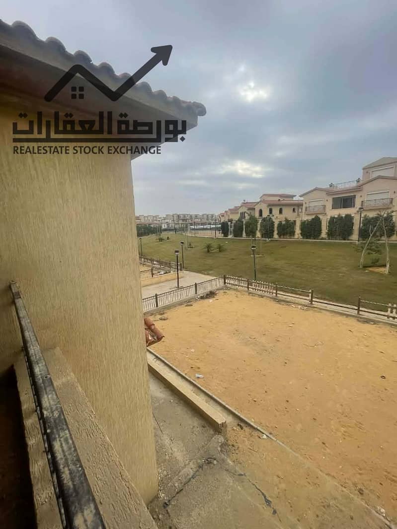 4 4ef56e2c-2e86-47b3-a8d1-76e3f552b42b. jpg