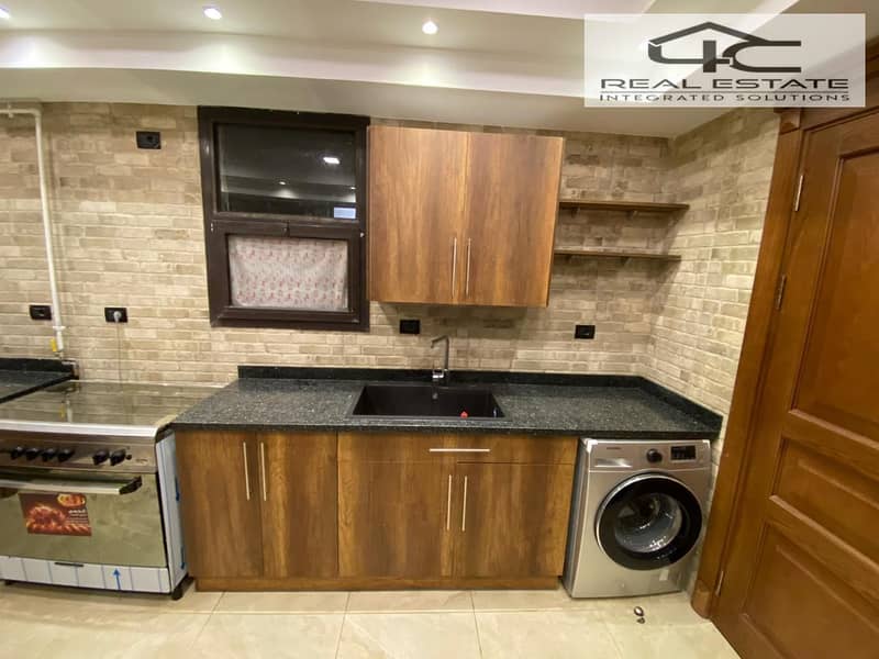 12 WhatsApp Image 2025-12-18 at 00.55. 49 (3). jpeg