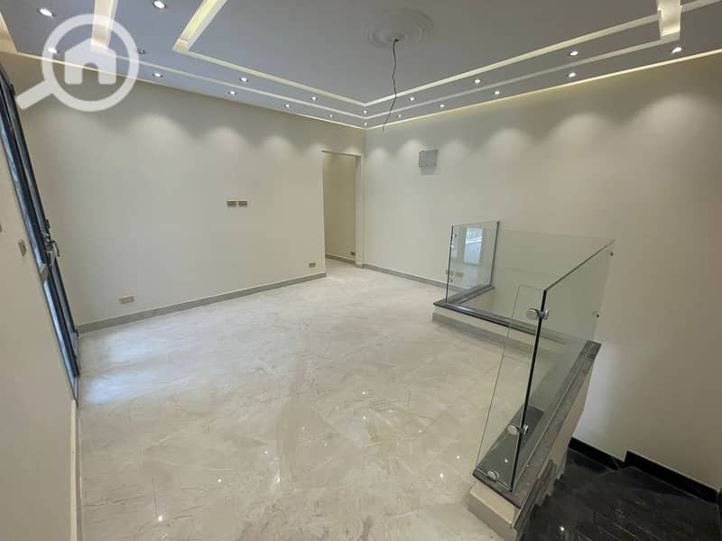 2 WhatsApp Image 2025-12-18 at 6.19. 32 PM (1). jpeg