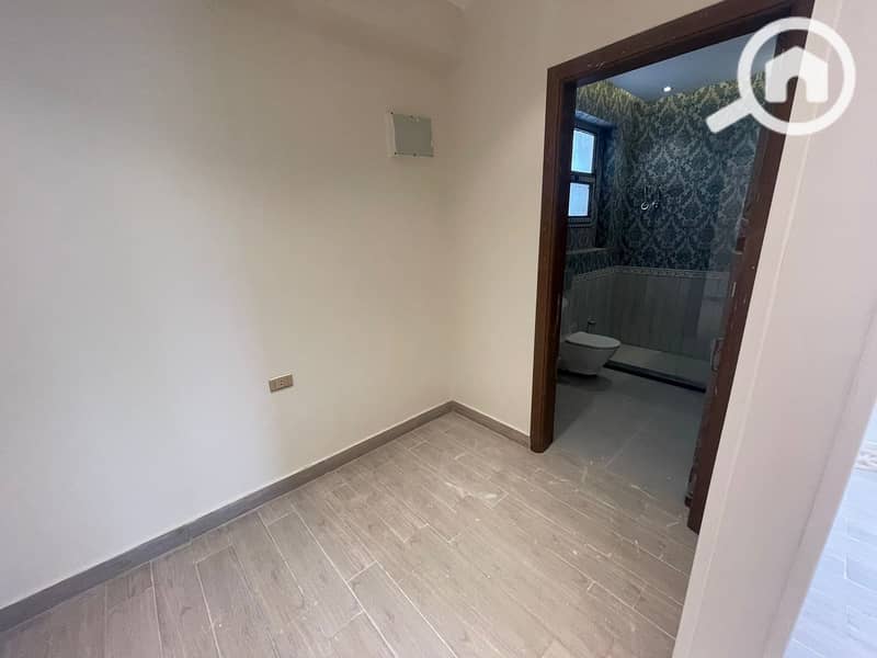 6 WhatsApp Image 2025-12-18 at 6.19. 31 PM (1). jpeg