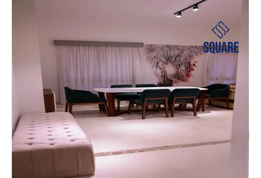 4 8414680-a1bd9o. jpg