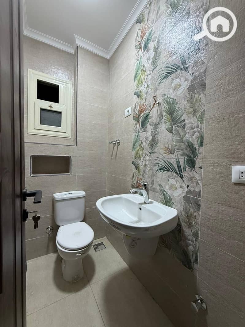 4 WhatsApp Image 2025-12-17 at 7.30. 08 PM (2). jpeg