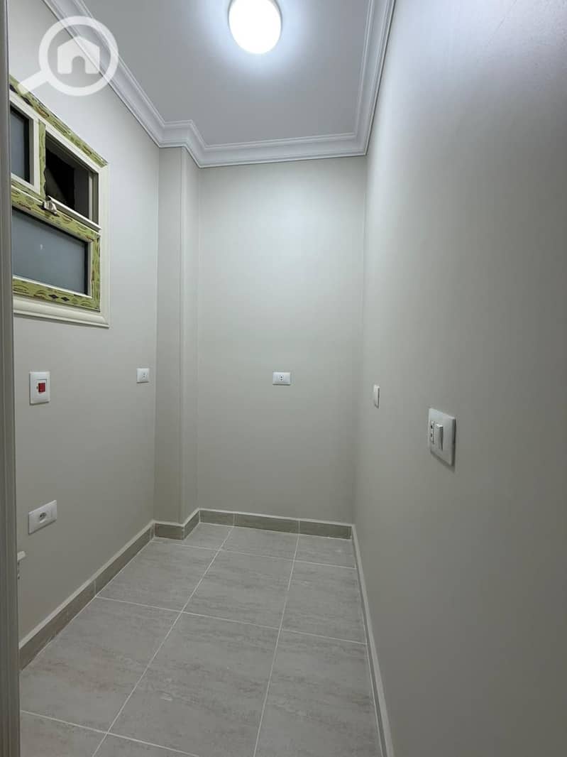 10 WhatsApp Image 2025-12-17 at 7.30. 04 PM (2). jpeg