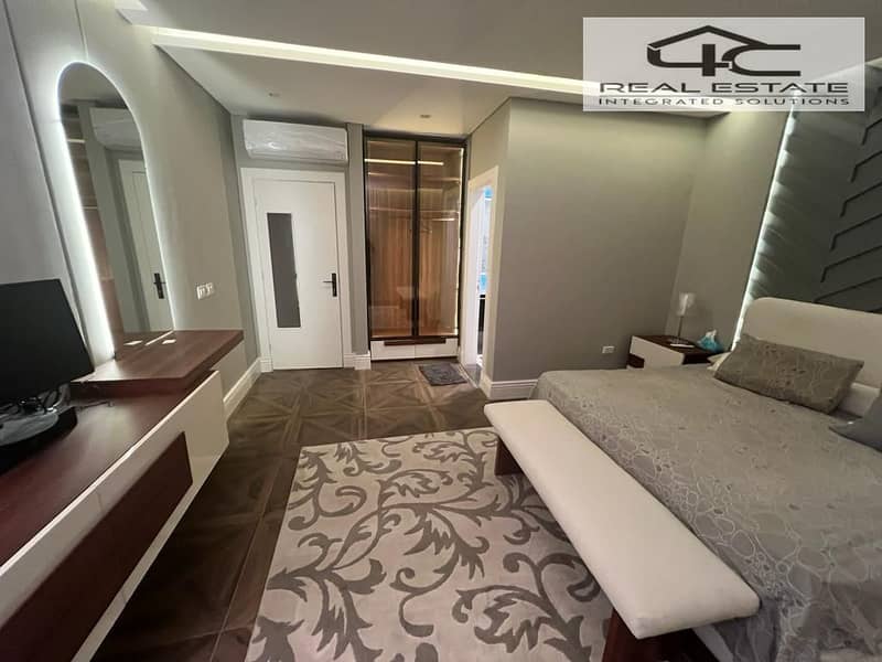 4 WhatsApp Image 2025-12-18 at 00.56. 31. jpeg