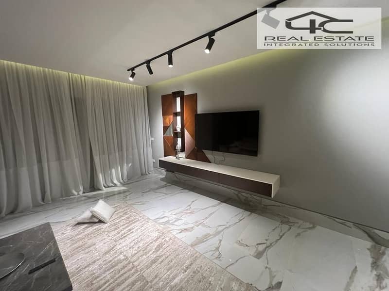 14 WhatsApp Image 2025-12-18 at 00.56. 35 (1). jpeg