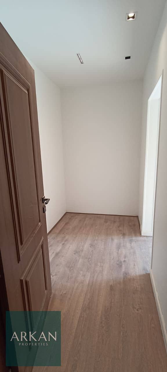 11 WhatsApp Image 2025-12-18 at 5.47. 45 PM (1). jpeg