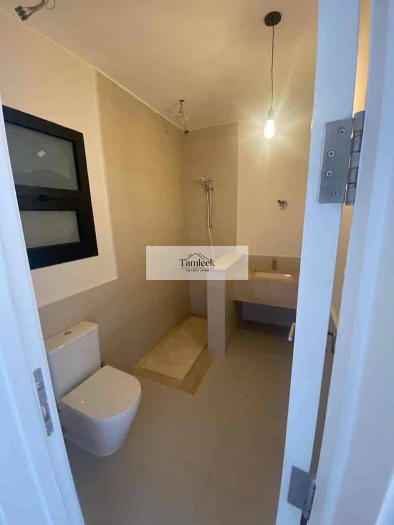 6 b25c0a36-ec6a-4c2e-b169-19b83b53978b. jpg