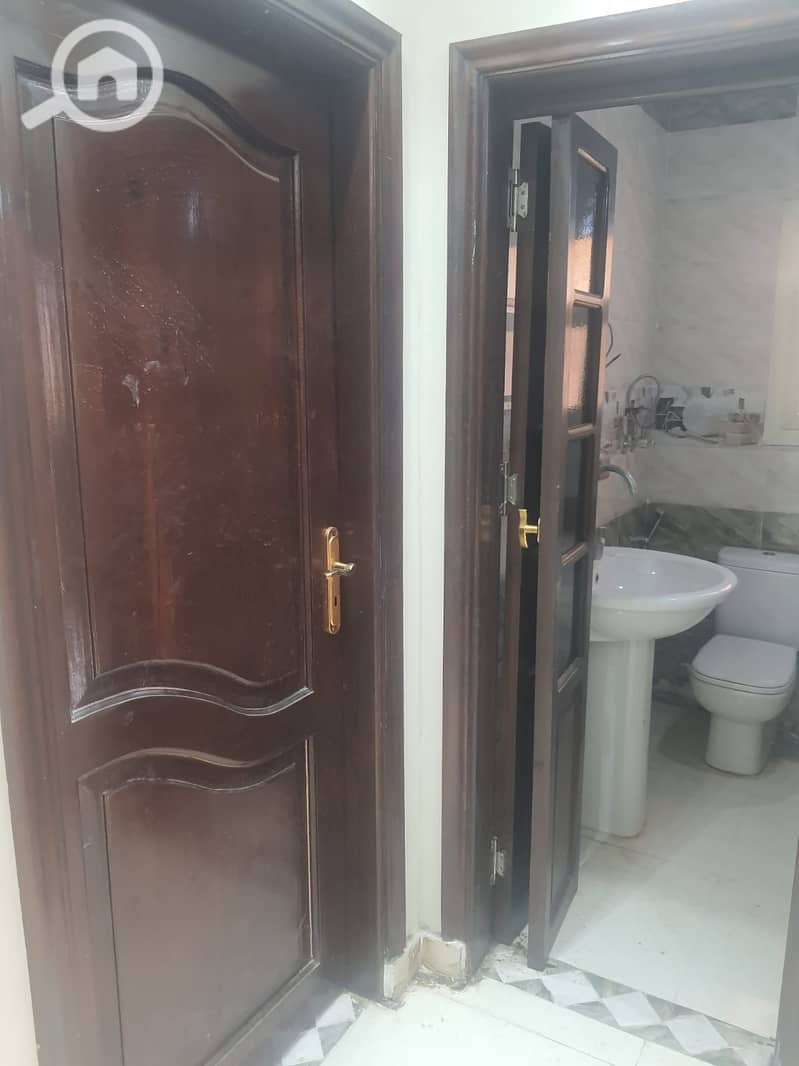 9 WhatsApp Image 2025-12-15 at 12.10. 15 PM (1). jpeg