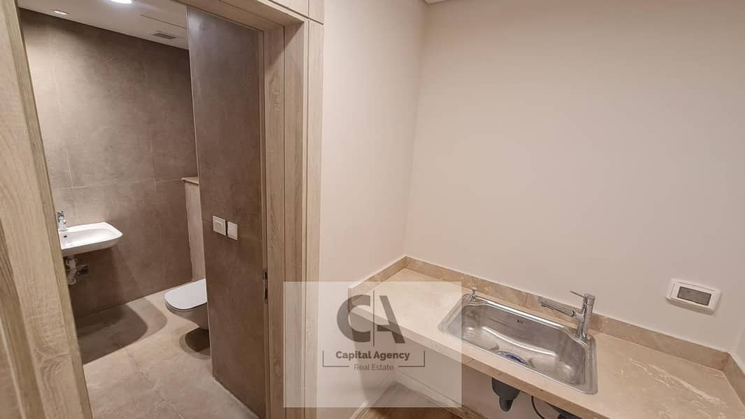 6 02f78958-0134-4492-b23f-1b33e3dd0363. jpg